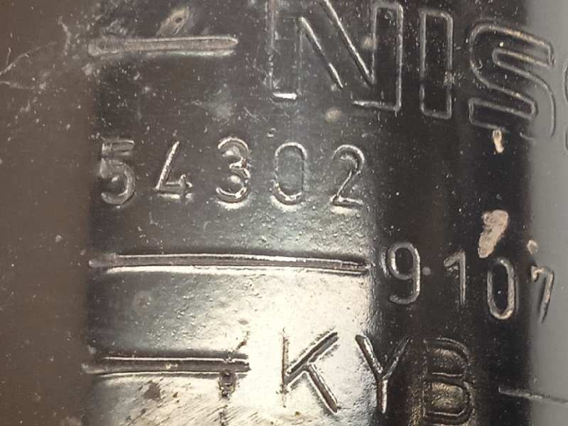 Recambio de amortiguador delantero derecho para nissan pulsar (c13) acenta referencia OEM IAM 543023ZL0D  E43033ZL0D