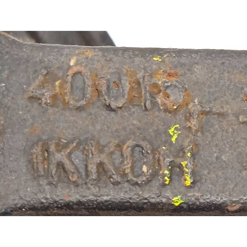 Recambio de mangueta delantera izquierda para nissan pulsar (c13) acenta referencia OEM IAM 400151KK0H 40202BA60A 400151KK0A