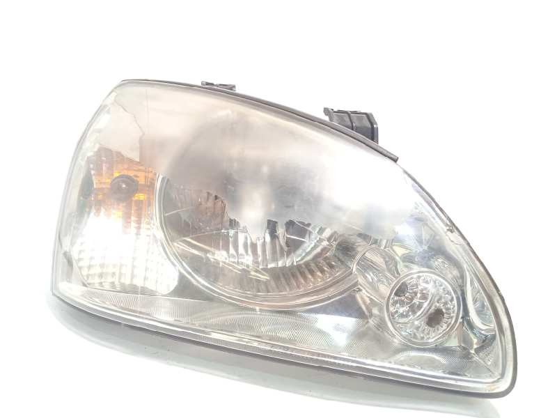 Recambio de faro derecho para kia carens 2.0 crdi ex monovolumen referencia OEM IAM 0K2JA51030  