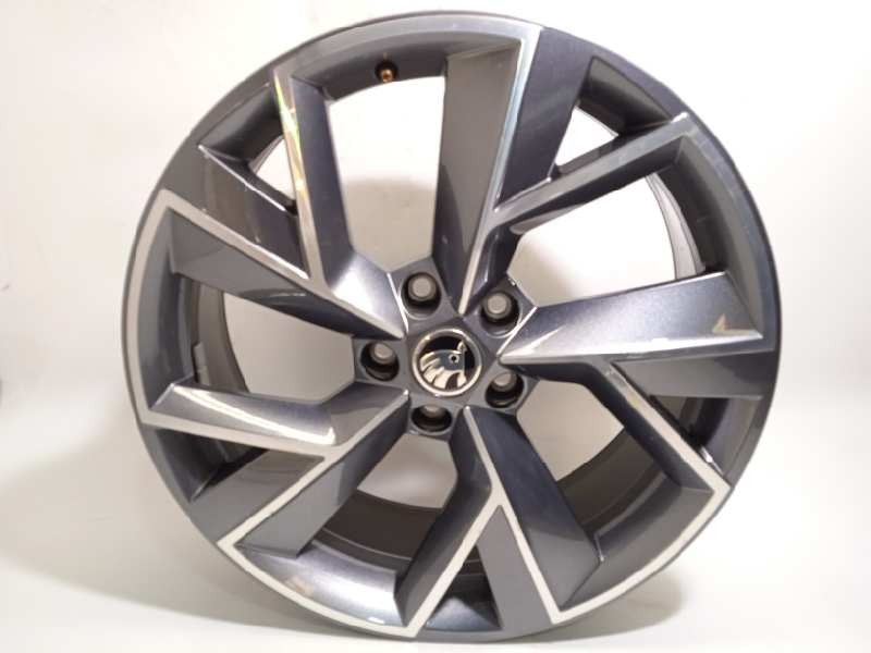 Recambio de llanta para skoda kodiaq 2.0 tdi referencia OEM IAM 565601025M  565601025MHA7