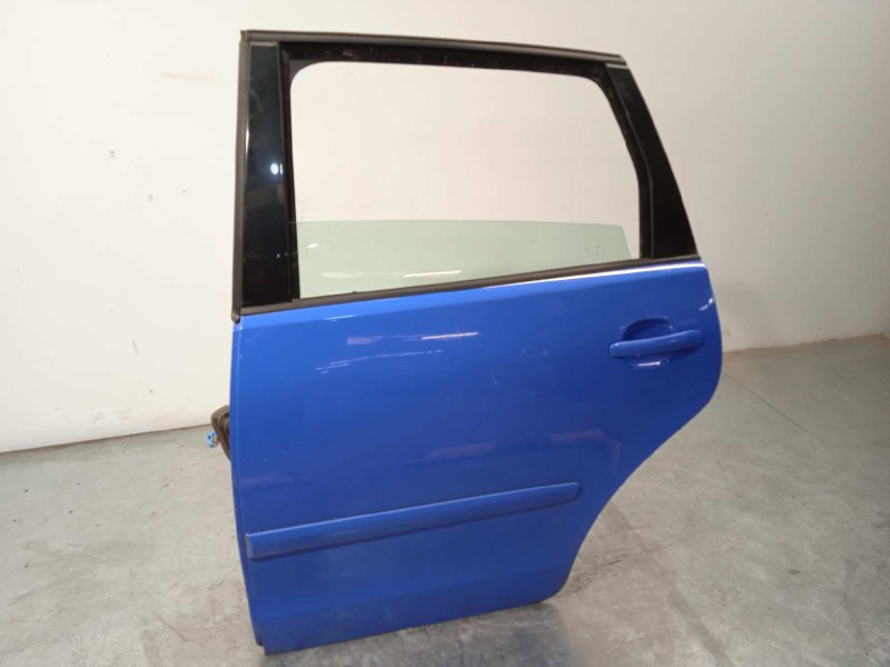 Recambio de puerta trasera izquierda para volkswagen polo (9n1) trendline referencia OEM IAM 6Q6833055H  