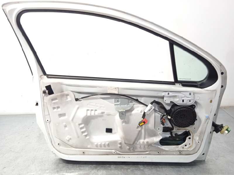 Recambio de puerta delantera izquierda para peugeot 207 sport referencia OEM IAM 9002AN  