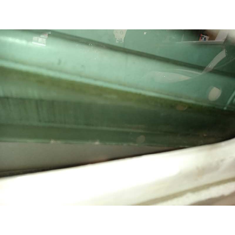 Recambio de puerta delantera izquierda para peugeot 207 sport referencia OEM IAM 9002AN  