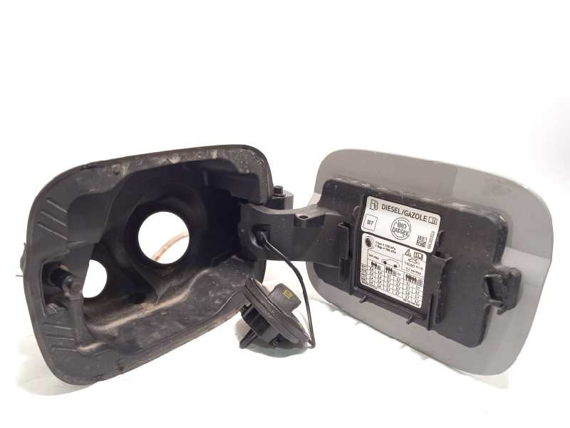 Recambio de tapa exterior combustible para skoda kodiaq 2.0 tdi referencia OEM IAM 565809702  