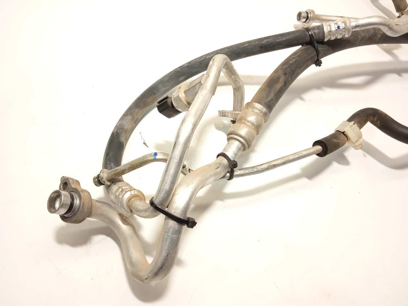 Recambio de tubos aire acondicionado para mazda 3 berlina (bp) referencia OEM IAM NOREF  