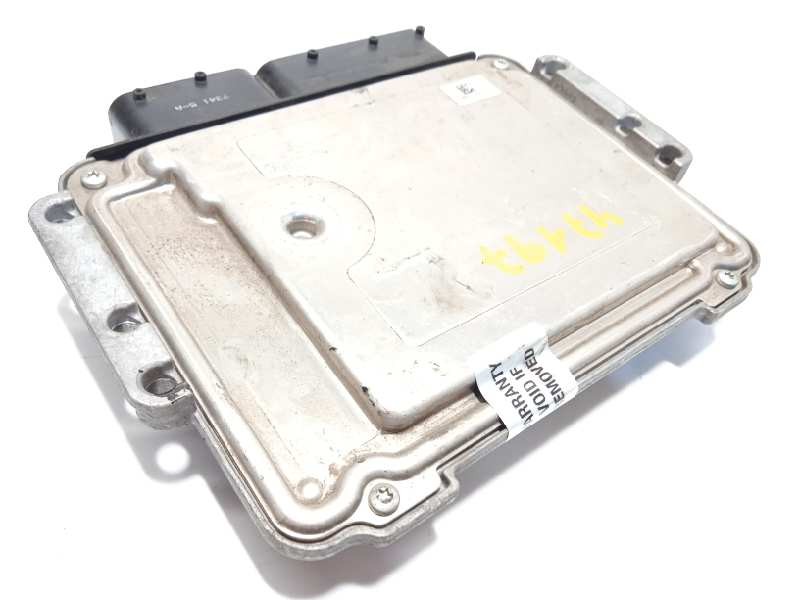 Recambio de centralita motor uce para alfa romeo giulietta (191) distinctive referencia OEM IAM 51903003  0281015951