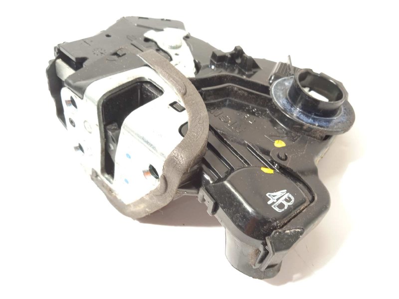 Recambio de cerradura puerta delantera derecha para toyota auris 1.8 16v (híbrido) referencia OEM IAM 6903005130  