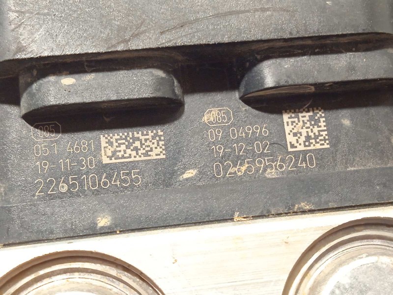 Recambio de abs para opel crossland x 1.2 referencia OEM IAM 93487145 0265956240 970025