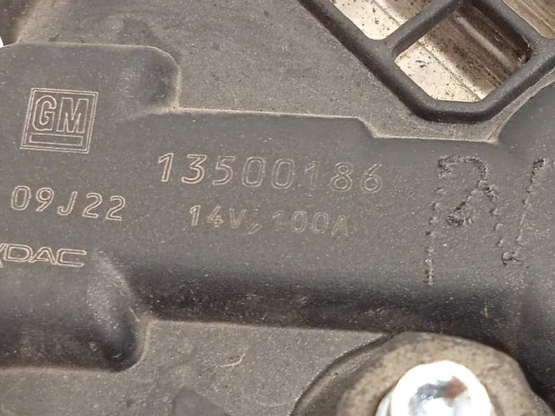 Recambio de alternador para opel astra j lim. sport referencia OEM IAM 13500186  