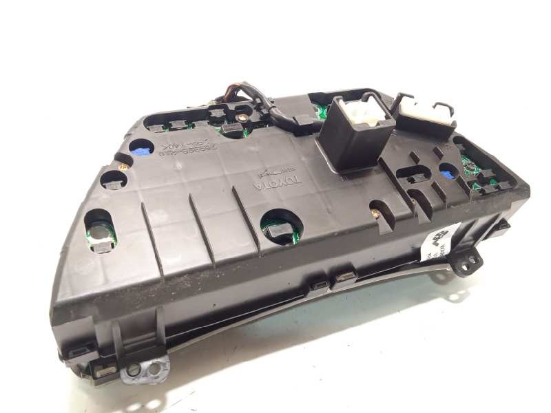 Recambio de cuadro instrumentos para lexus is200 (gxe10) 2.0 cat referencia OEM IAM 8380053361  69560340