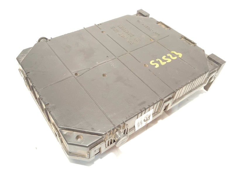 Recambio de caja reles / fusibles para opel crossland x 1.2 referencia OEM IAM 9819851280  1618840880