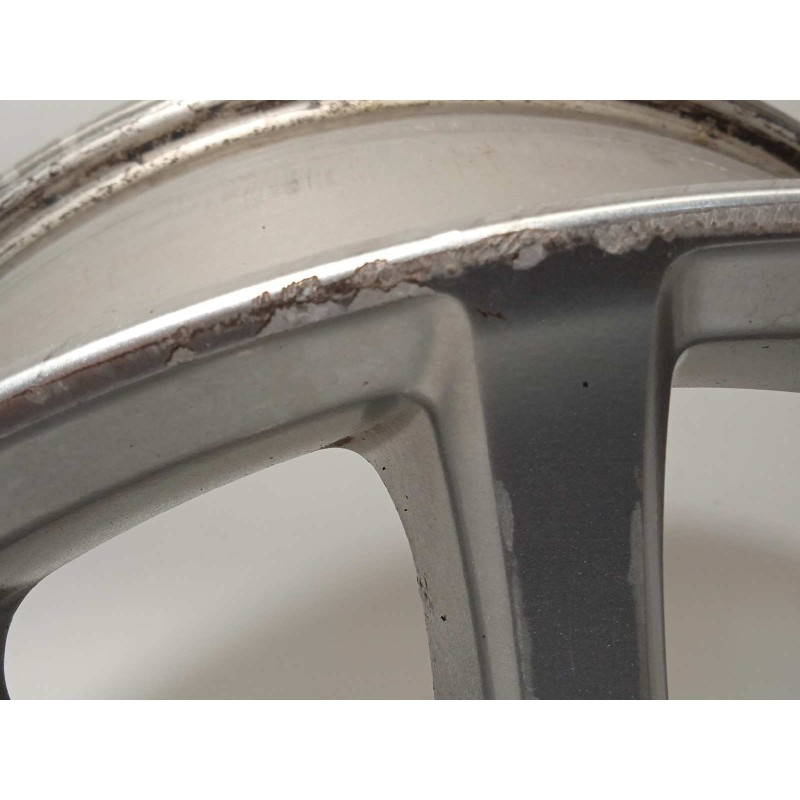 Recambio de llanta para lexus is200 (gxe10) 2.0 cat referencia OEM IAM 4261153110  