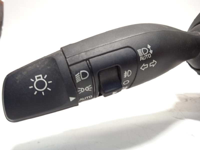 Recambio de mando intermitentes para kia ceed 1.4 tgdi cat referencia OEM IAM 93404J7960  