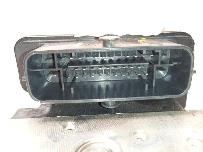 Recambio de abs para hyundai i30 (gd) style referencia OEM IAM 58920A6210 6158945200 A658920500