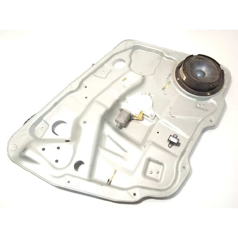 Recambio de elevalunas delantero izquierdo para mercedes-benz clase m (w164) 420 / 450 cdi (164.128) referencia OEM IAM A2518200