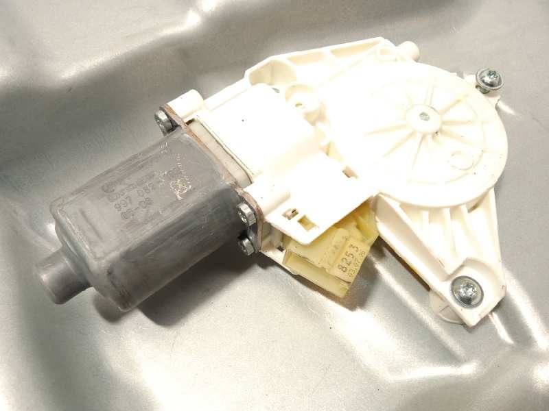 Recambio de elevalunas delantero izquierdo para mercedes-benz clase m (w164) 420 / 450 cdi (164.128) referencia OEM IAM A2518200