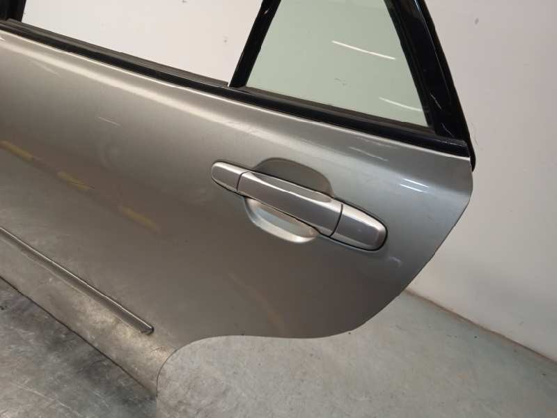 Recambio de puerta trasera izquierda para lexus is200 (gxe10) 2.0 cat referencia OEM IAM 6700453011  