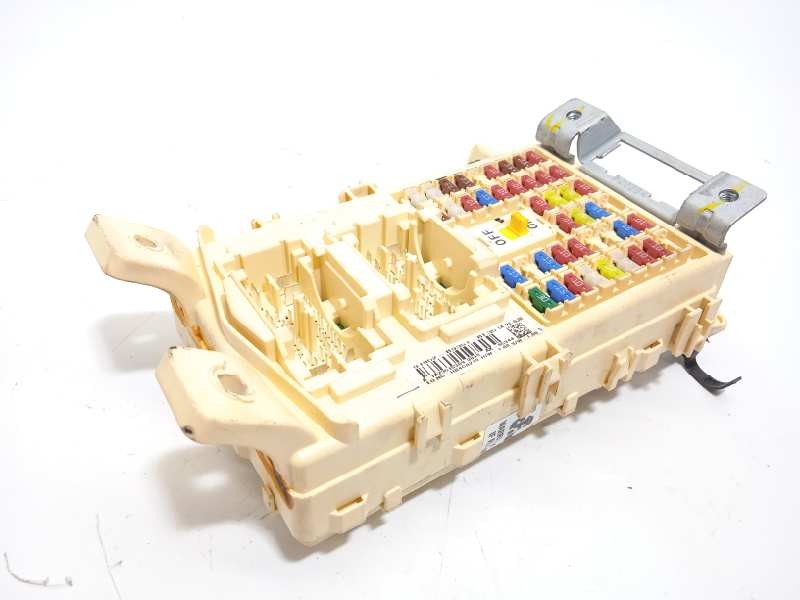 Recambio de caja reles / fusibles para hyundai i10 basis referencia OEM IAM 91952B9351  