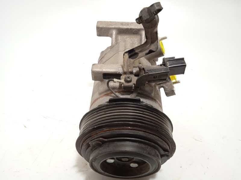 Recambio de compresor aire acondicionado para hyundai i10 basis referencia OEM IAM E200UABAA01  F500QADCA06