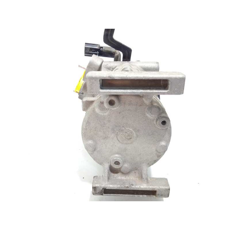 Recambio de compresor aire acondicionado para hyundai i10 basis referencia OEM IAM E200UABAA01  F500QADCA06