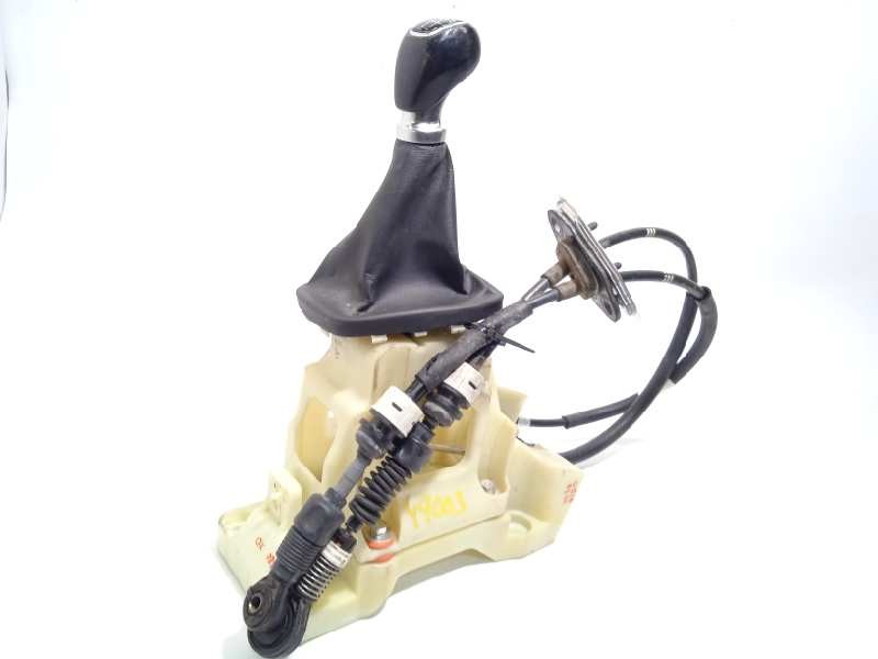 Recambio de palanca cambio para hyundai i10 basis referencia OEM IAM 43794B4000  