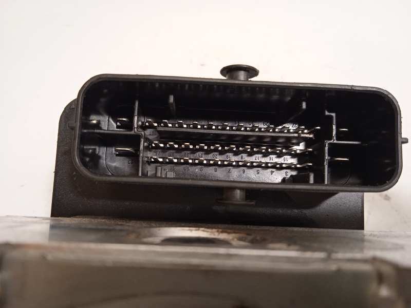 Recambio de abs para dacia dokker ambiance referencia OEM IAM 476600078R 28515242123 10022006554