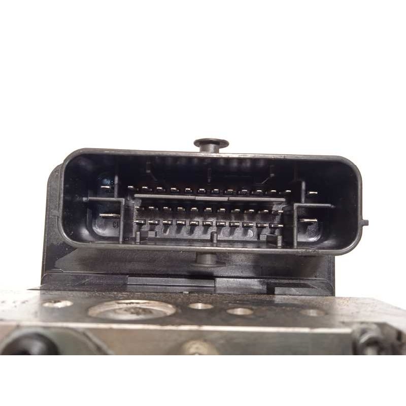 Recambio de abs para kia stonic (ybcuv) drive referencia OEM IAM 58920H8260 BE6003V109 BH6013V105
