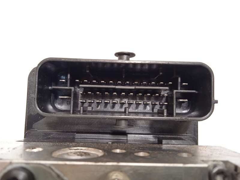 Recambio de abs para kia stonic (ybcuv) drive referencia OEM IAM 58920H8260 BE6003V109 BH6013V105