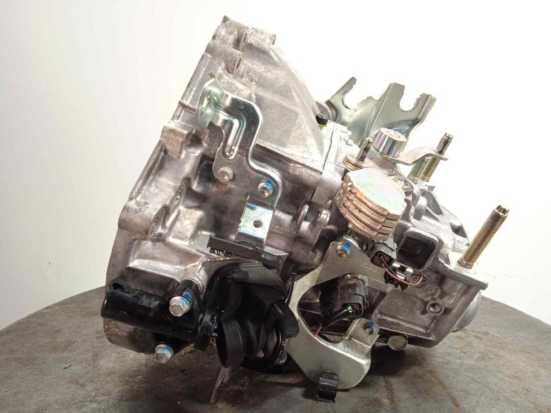 Recambio de caja cambios para mazda 2 lim. () 1.5 16v cat referencia OEM IAM F6W30  F6W303000