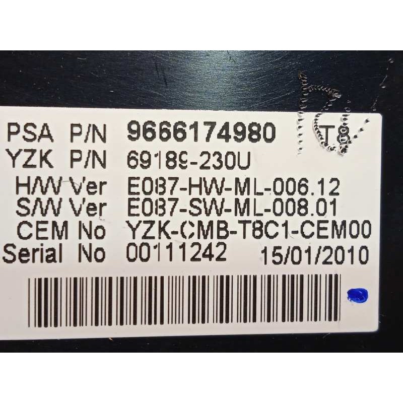 Recambio de cuadro instrumentos para peugeot 3008 confort referencia OEM IAM 9666174980  9810462780