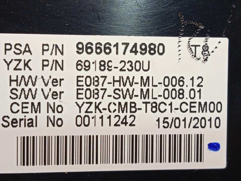 Recambio de cuadro instrumentos para peugeot 3008 confort referencia OEM IAM 9666174980  9810462780