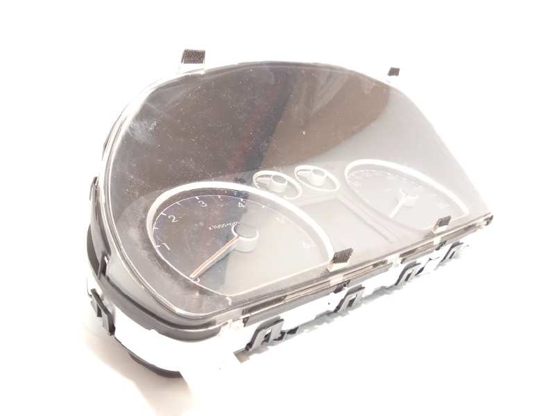 Recambio de cuadro instrumentos para hyundai i30 classic referencia OEM IAM 940032L525  