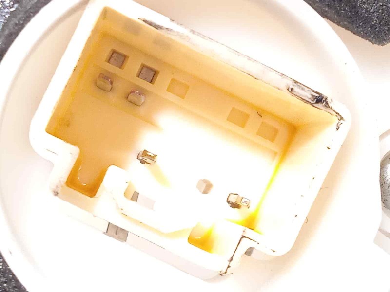 Recambio de cerradura puerta delantera derecha para mazda 2 lim. () 1.5 16v cat referencia OEM IAM DA6C72310  