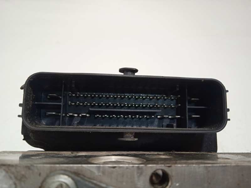 Recambio de abs para citroën c4 grand picasso seduction referencia OEM IAM 9806742980 2265106539 269606