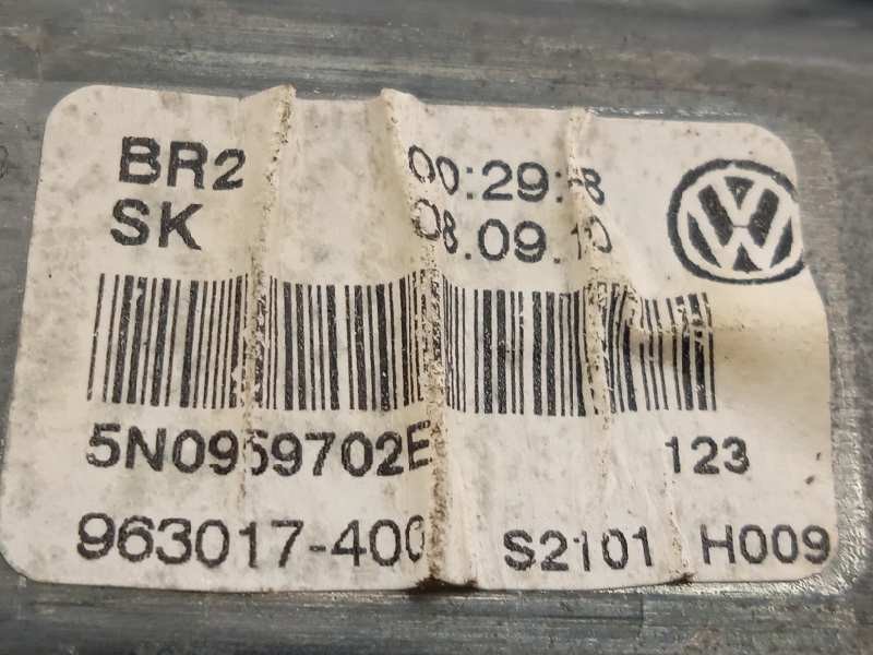 Recambio de elevalunas delantero derecho para volkswagen tiguan (5n1) 2.0 tdi referencia OEM IAM 5N1837730E  5N0959702E