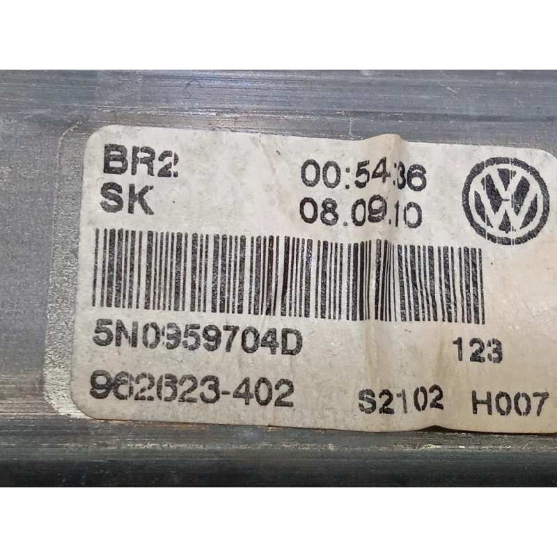 Recambio de elevalunas trasero derecho para volkswagen tiguan (5n1) 2.0 tdi referencia OEM IAM 5N0839730M  5N0959704D