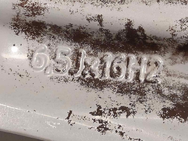 Recambio de llanta para volkswagen tiguan (5n1) 2.0 tdi referencia OEM IAM 5N0601025  5N06010258Z8