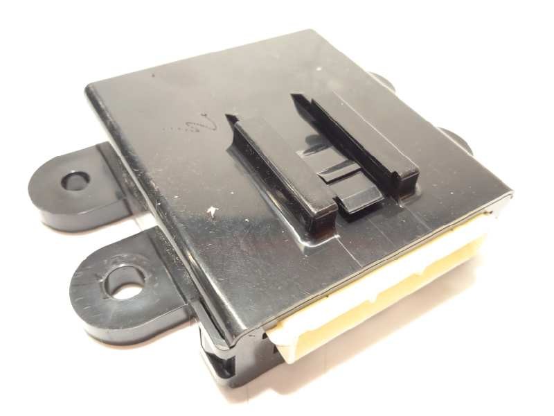 Recambio de modulo electronico para mitsubishi outlander (gf0) motion 4wd referencia OEM IAM 8637B099  