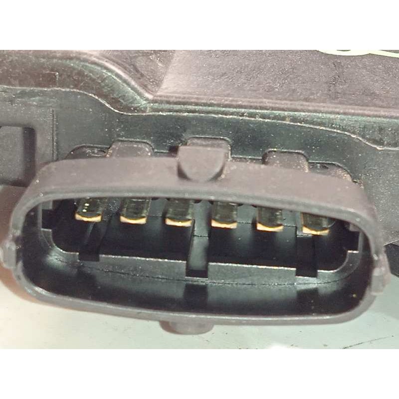 Recambio de cerradura puerta trasera derecha para land rover discovery sport hse referencia OEM IAM FK7224994AE  