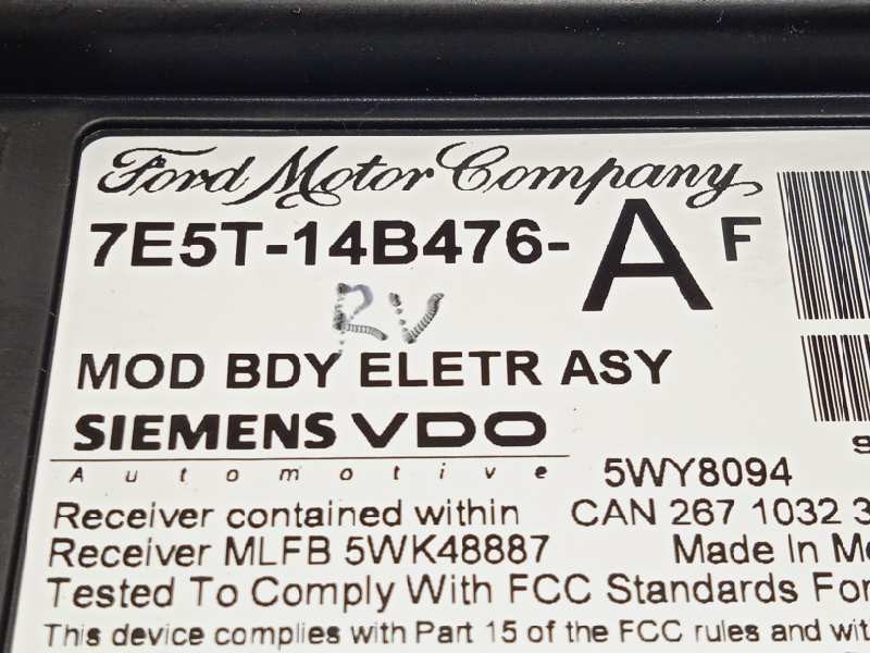 Recambio de caja reles / fusibles para mercury milan 3.0 referencia OEM IAM 7E5T14B476AF  