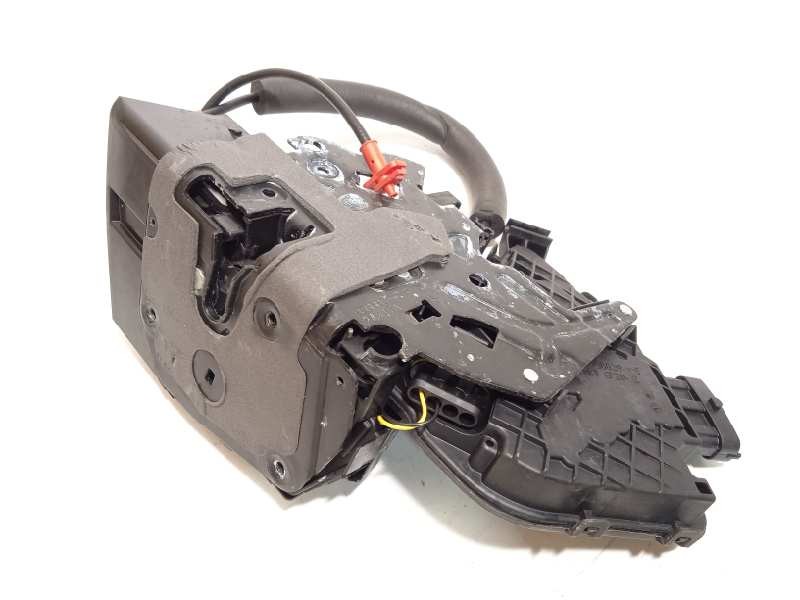 Recambio de cerradura puerta trasera izquierda para land rover discovery sport hse referencia OEM IAM FK7224995AE  