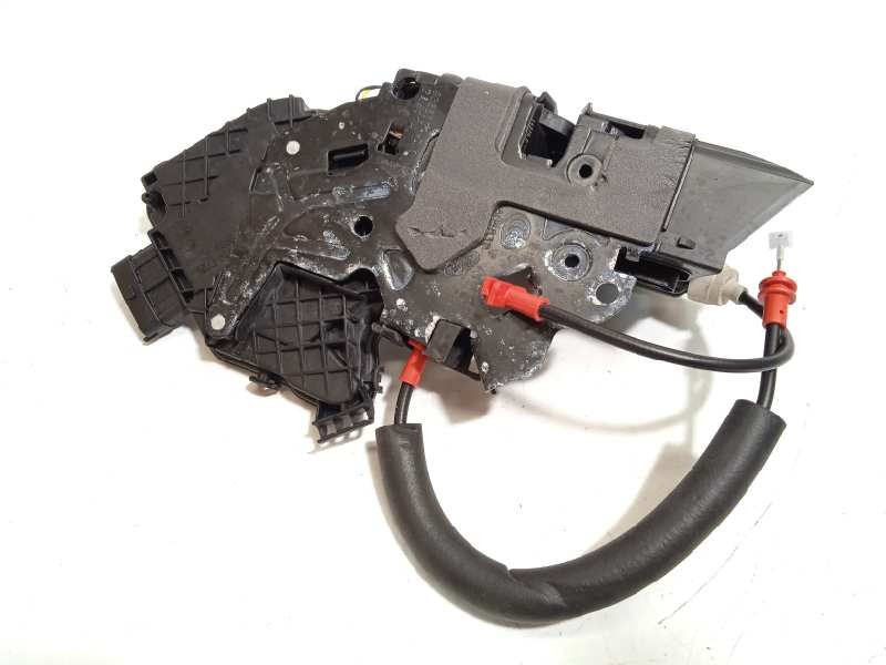 Recambio de cerradura puerta trasera izquierda para land rover discovery sport hse referencia OEM IAM FK7224995AE  