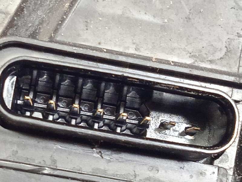 Recambio de cerradura puerta trasera izquierda para land rover discovery sport hse referencia OEM IAM FK7224995AE  