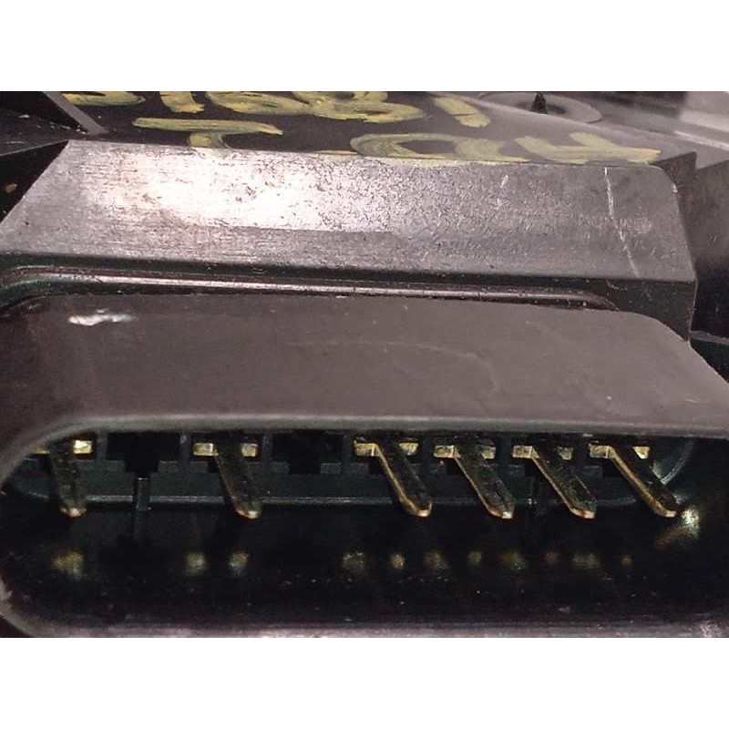 Recambio de cerradura puerta trasera derecha para ford c-max trend referencia OEM IAM AM5AR26412CC  2095156