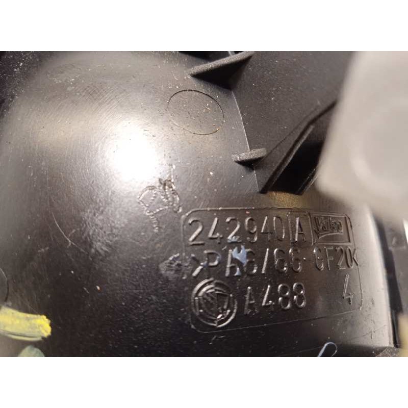 Recambio de maneta exterior lateral izquierda para fiat qubo (300) trekking referencia OEM IAM 242940A  735545496