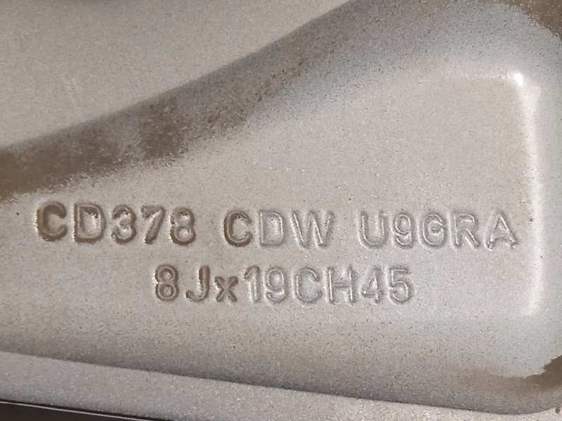 Recambio de llanta para land rover discovery sport hse referencia OEM IAM FK721007JB  LR070382