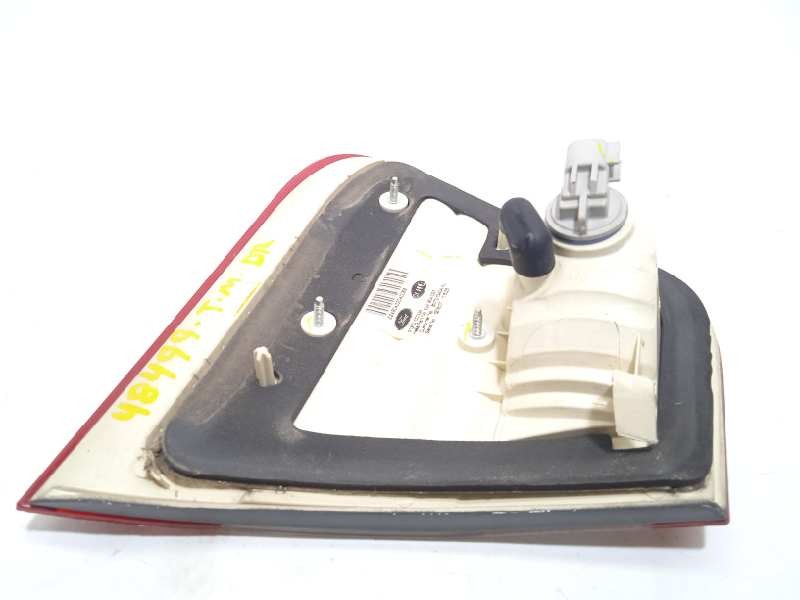 Recambio de piloto trasero derecho interior para mercury milan 3.0 referencia OEM IAM 6N7313404AJ  224904027