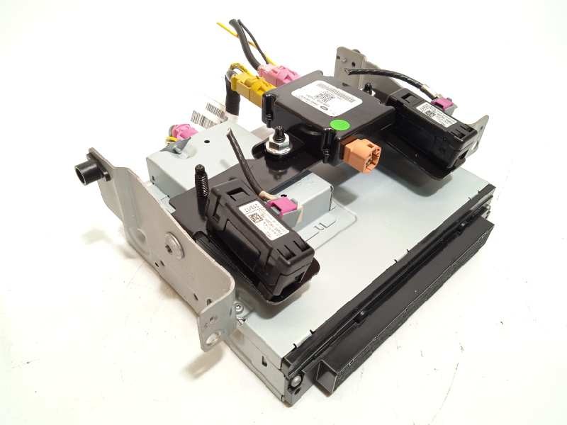 Recambio de sistema dvd para land rover discovery sport hse referencia OEM IAM FW9311B608AD  LR072088