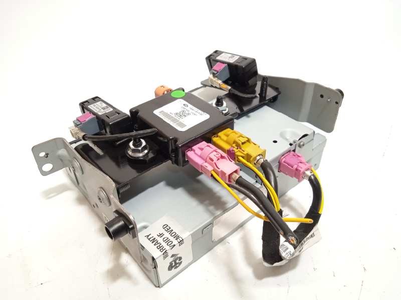 Recambio de sistema dvd para land rover discovery sport hse referencia OEM IAM FW9311B608AD  LR072088