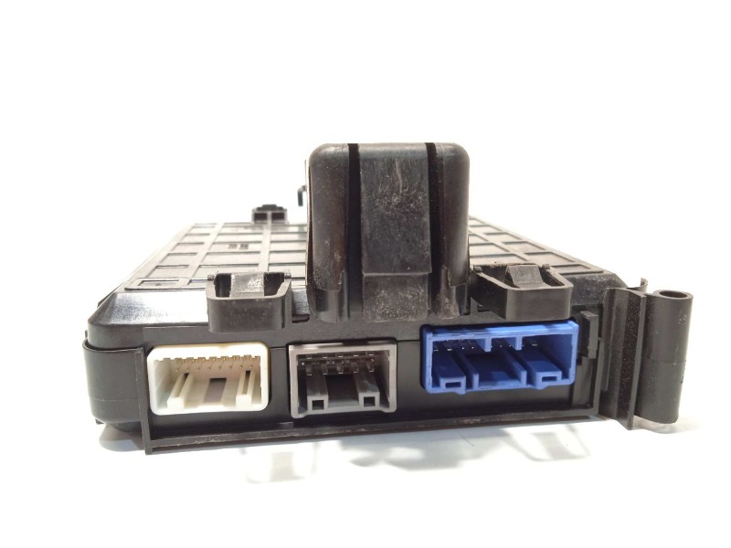 Recambio de modulo electronico para mazda 3 berlina (bp) referencia OEM IAM BCKA675Z0B  